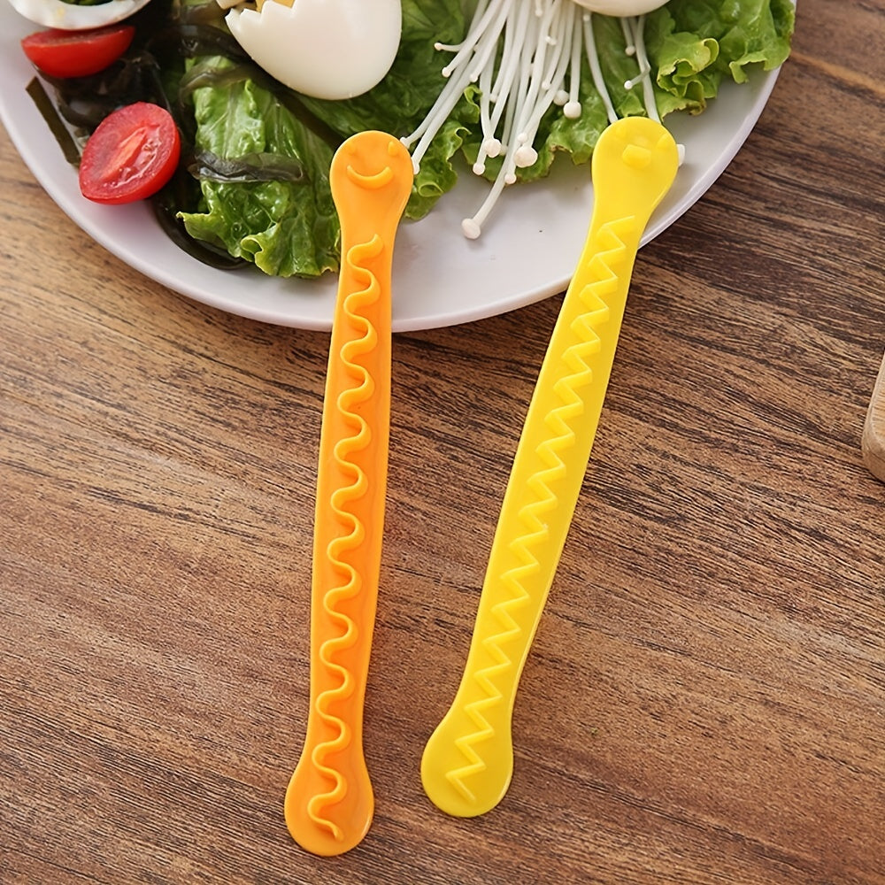 2pcs Egg Cutter, Egg Shaper and Carving Mold, Kitchen Tool for Restaurant