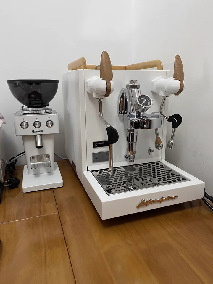 Coffee Maker 220V 2200W ,CRM3124F Multi-purpose Coffee Press Machine ,Commercial Professional Automatic E61 Expresso