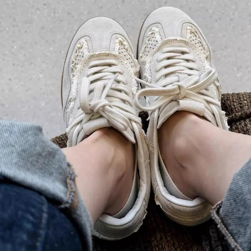 2025 New Korean Version All Match Cowhide Female Net Red Casual Sports Shoes