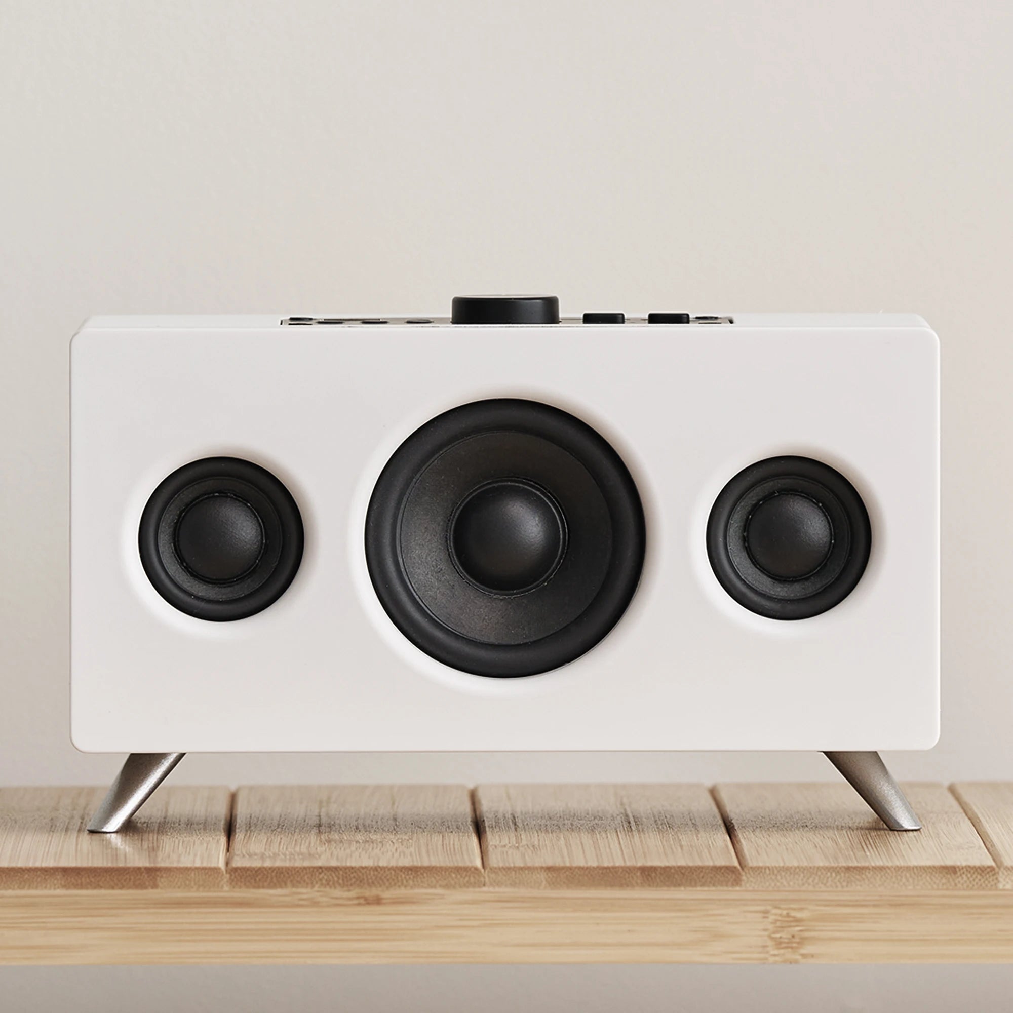 Compact Wireless Speaker with Modern Design Long Playtime Hands Free for Outdoor Entertainment Speaker