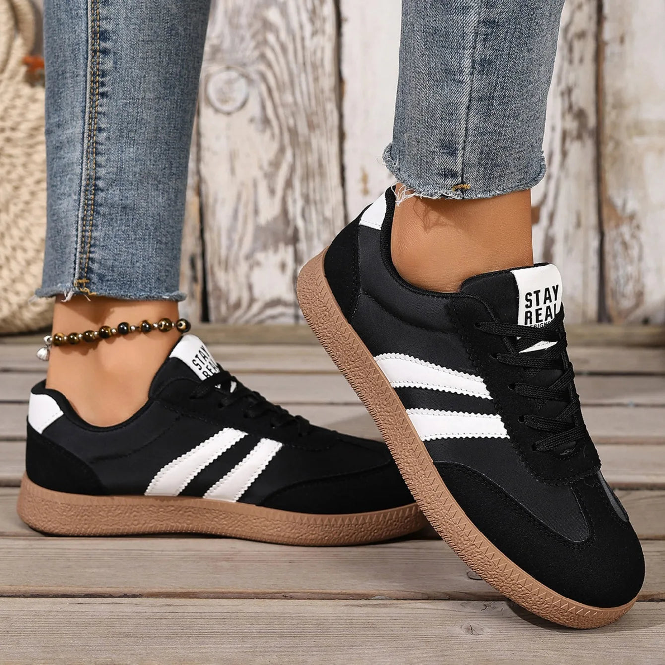 2025 New Women Sneakers Spring Luxury Flat Loafers Comfortable Slip on Soft Female Sneakers Lightweight Outdoor Shoes for Women