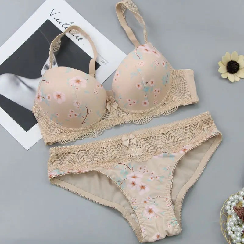 2025 New Sexy Bras Set For Big Boops Low Waist Panties Underwear Bralette Brassiere Cotton Plus Size Female Lingerie