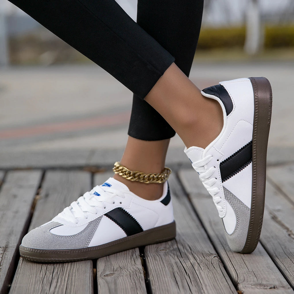 ELUVA Womans Comfortable Sneakers for Men Women White Lightweight Shoes Non Slip Walking Shoes Casual Couple Sneakers Sport