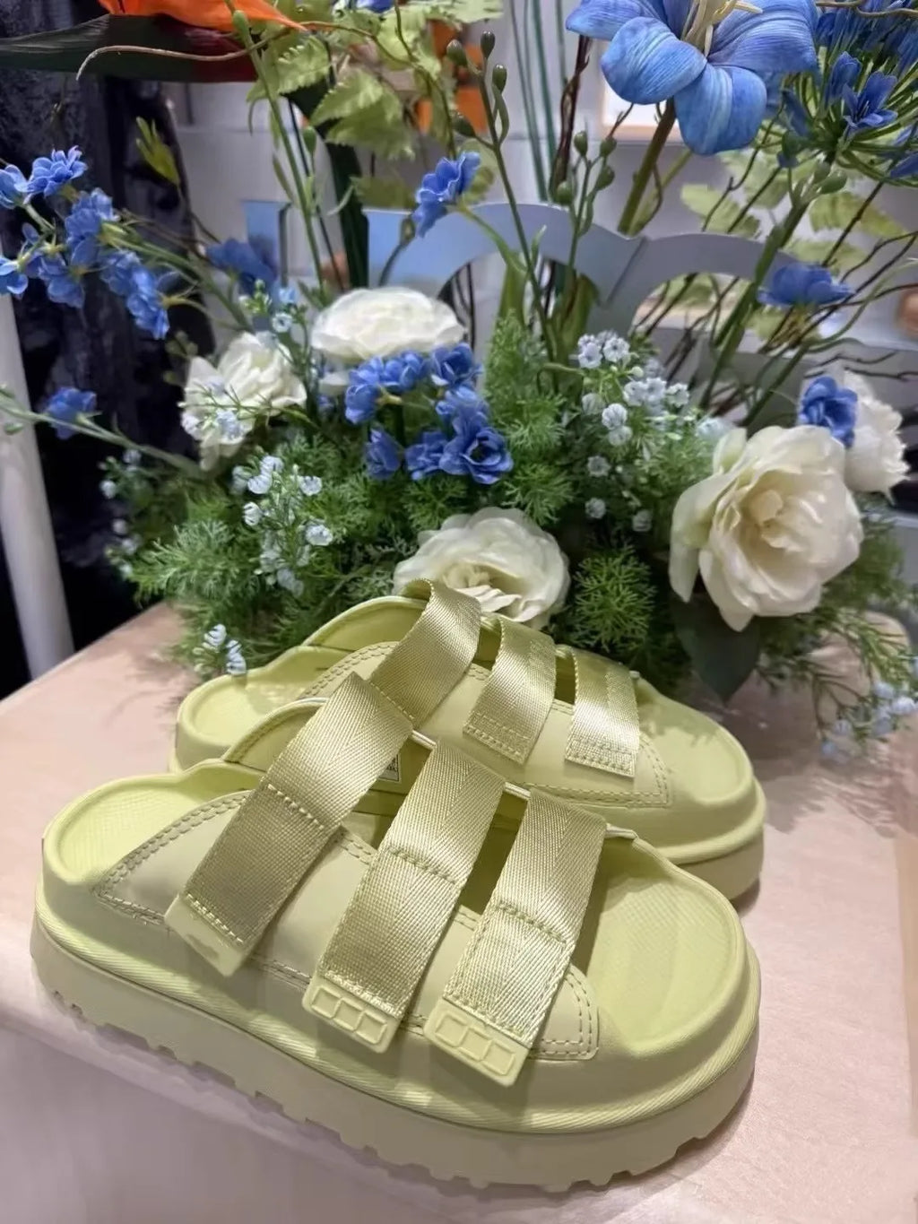 2025 Summer Women's Platform Sandals – Fashionable Slip-On Thick Sole Slide Shoes for Beach, Casual, and Outdoor Wear