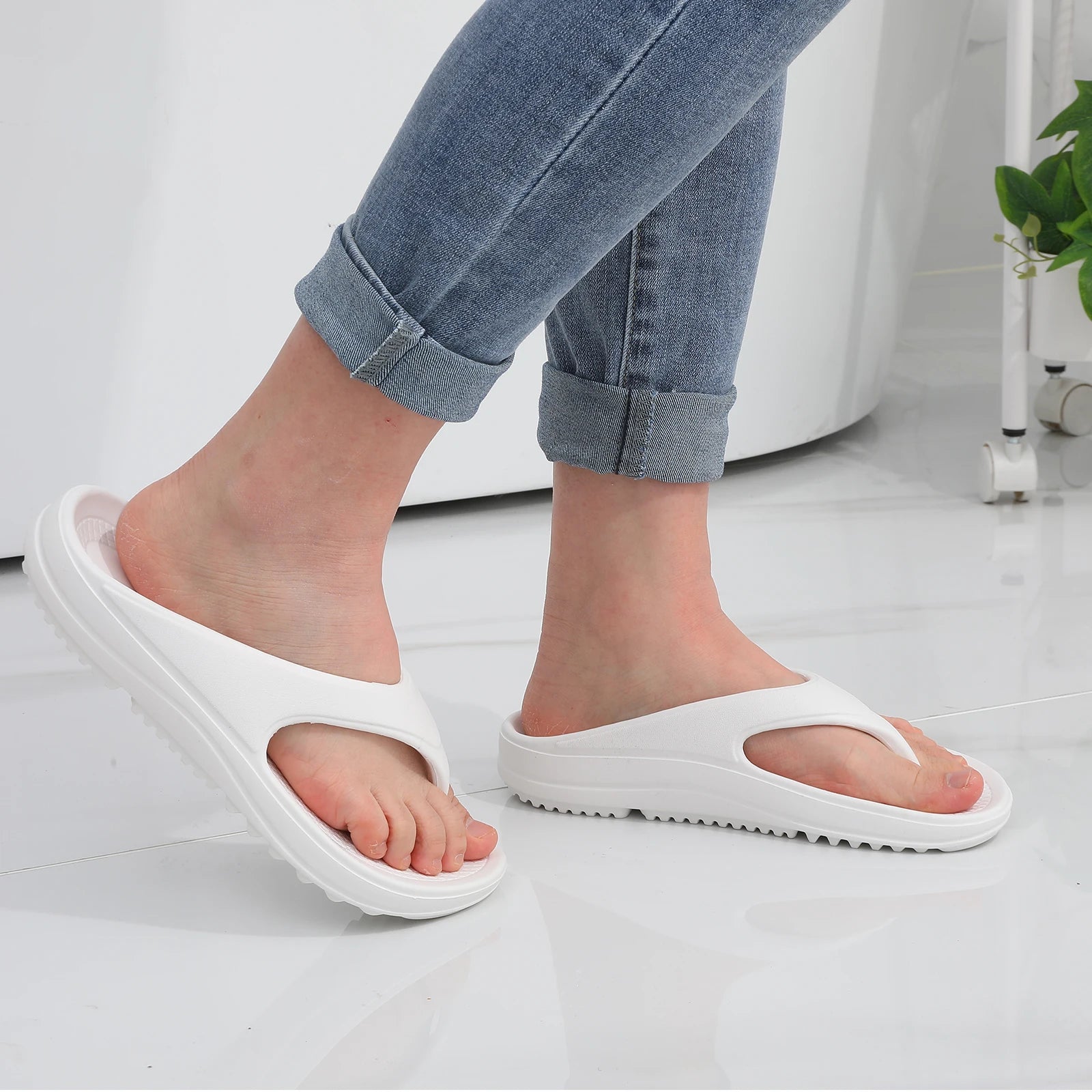 Bebealy Women Orthopedic Slippers With Arch Support Outdoor Men Slippers Soft Antiskid Home Slippers Indoor EVA Cloud Slippers