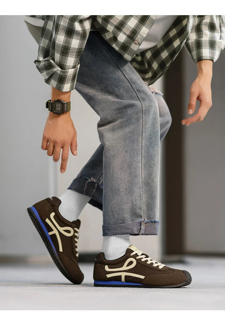 Casual Sneakers 2025 New Men's Breathable Four Seasons Outdoor Soft Sole Comfortable Running Shoes Student Sneakers