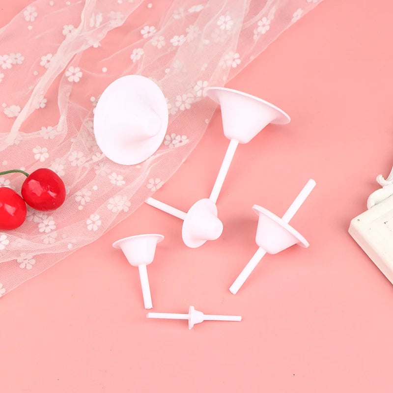 8pcs Lily Flower Holder Cupcake Stand Icing Cream Cake Flower Studs Decorating Tool Nail Baking Tools