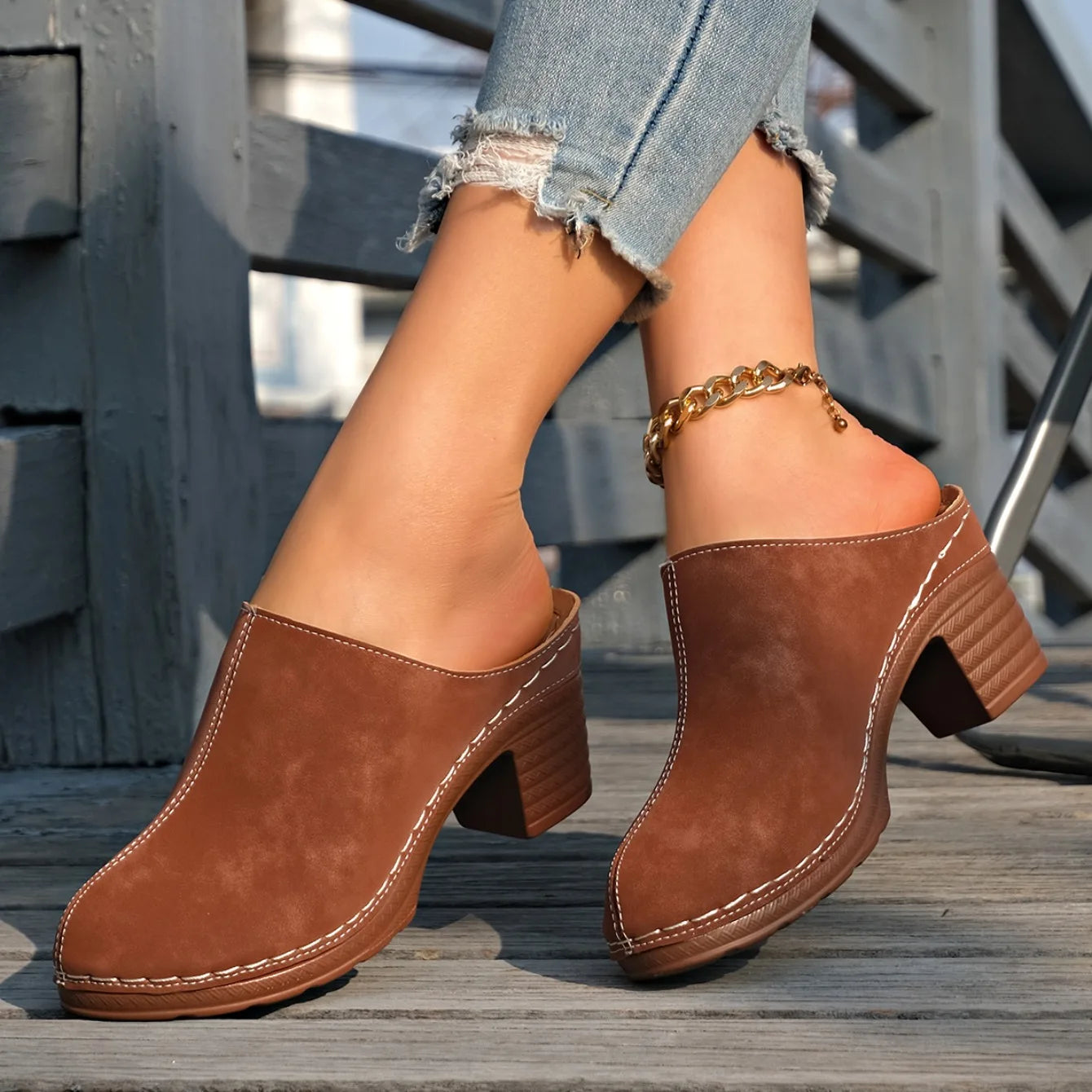 Cushioned Women Sandals Stylish Women's Chunky Heel Mules with Flower Pattern Hollow Upper for Summer Street Parties Fall Events