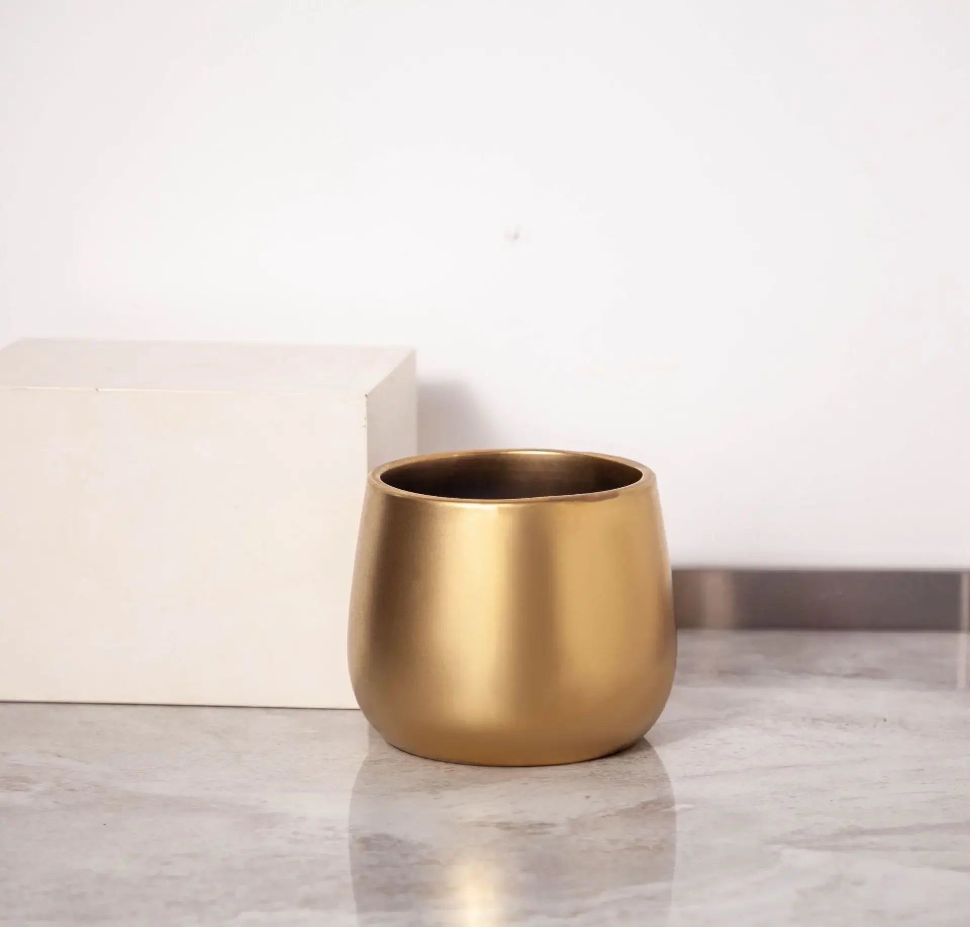 Creative Ceramic Small Flower Pot Nordic Electroplating Potted Hydroponic Flower Pot Ceramic Ornament Green Radish Succulent