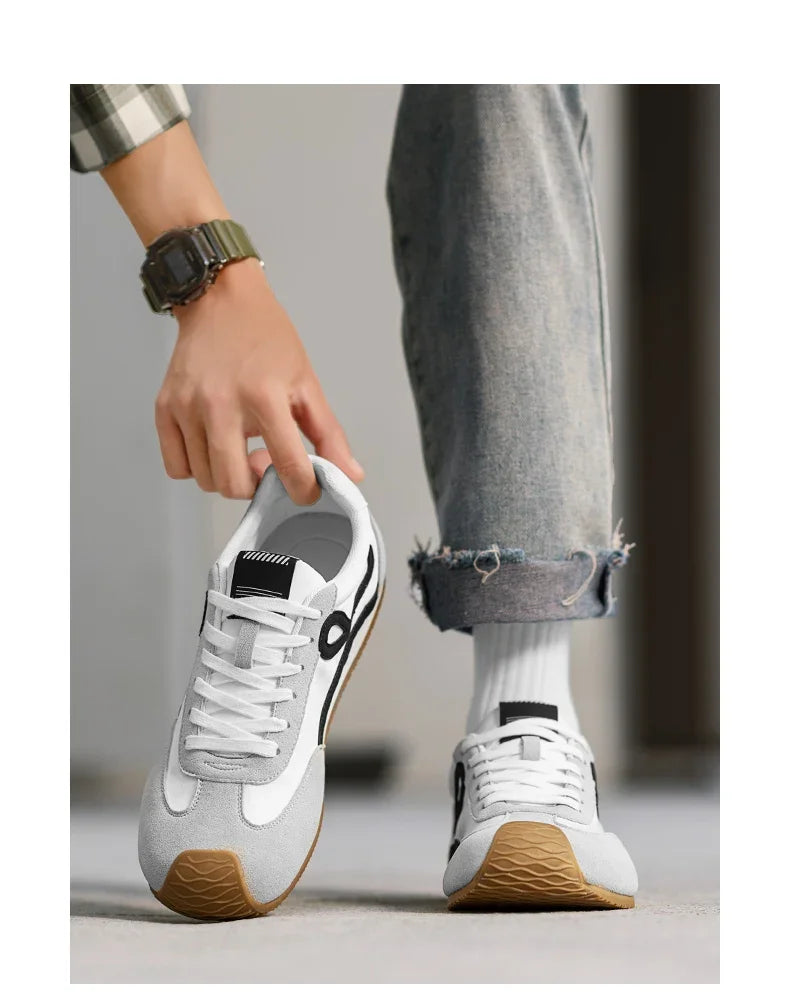 Casual Sneakers 2025 New Men's Breathable Four Seasons Outdoor Soft Sole Comfortable Running Shoes Student Sneakers
