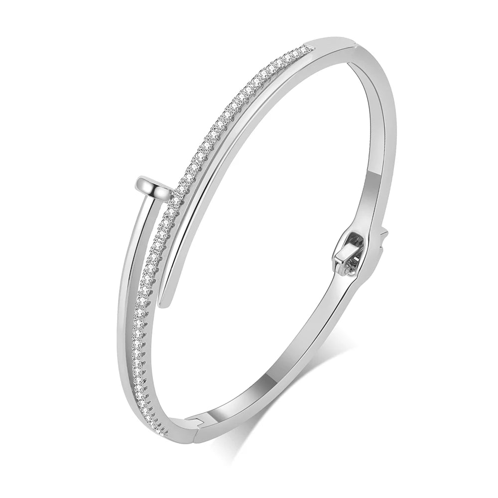 2024 Summer Light Luxury Zirconia Bracelet for Women Fashion Office Gathering Jewelry Accessories