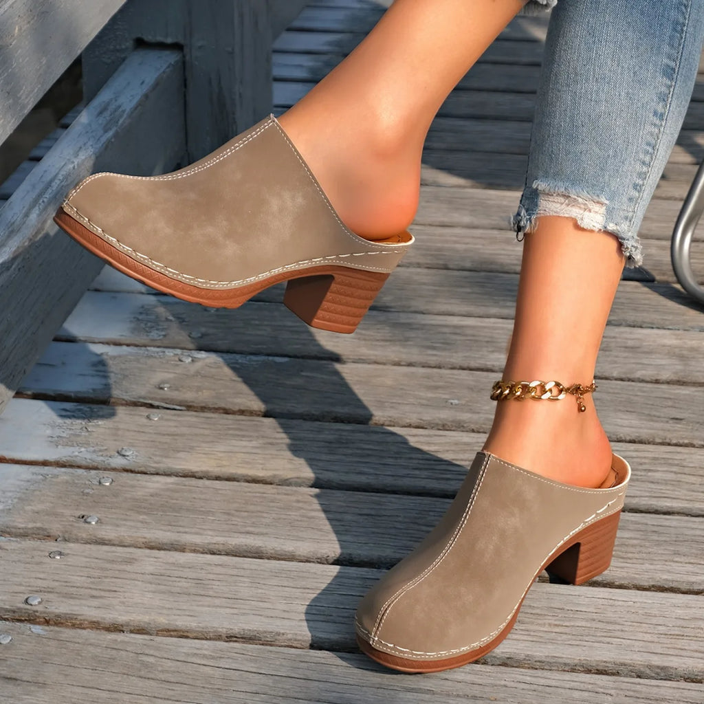 Cushioned Women Sandals Stylish Women's Chunky Heel Mules with Flower Pattern Hollow Upper for Summer Street Parties Fall Events