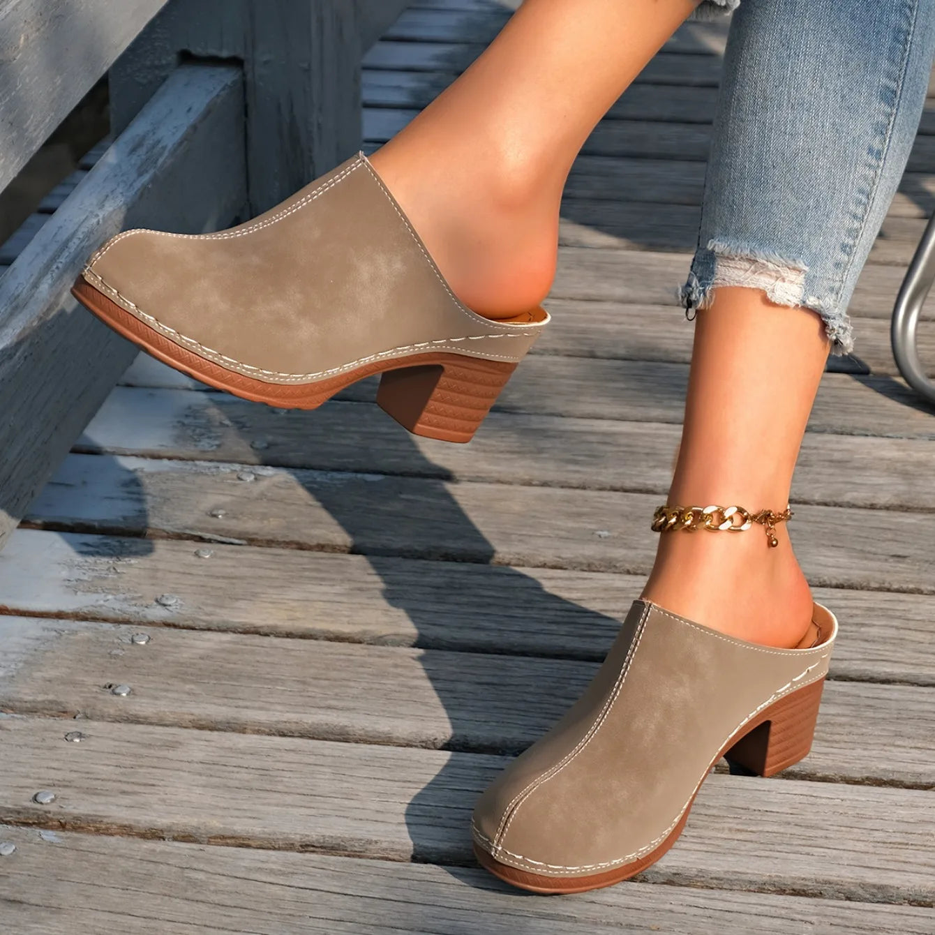 Cushioned Women Sandals Stylish Women's Chunky Heel Mules with Flower Pattern Hollow Upper for Summer Street Parties Fall Events