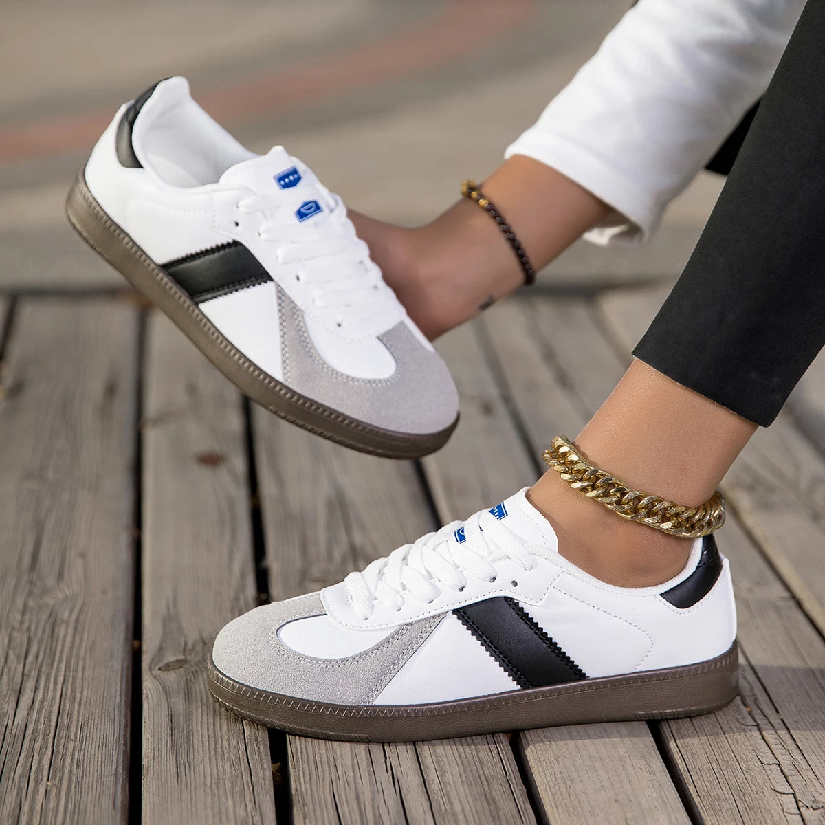 ELUVA Womans Comfortable Sneakers for Men Women White Lightweight Shoes Non Slip Walking Shoes Casual Couple Sneakers Sport