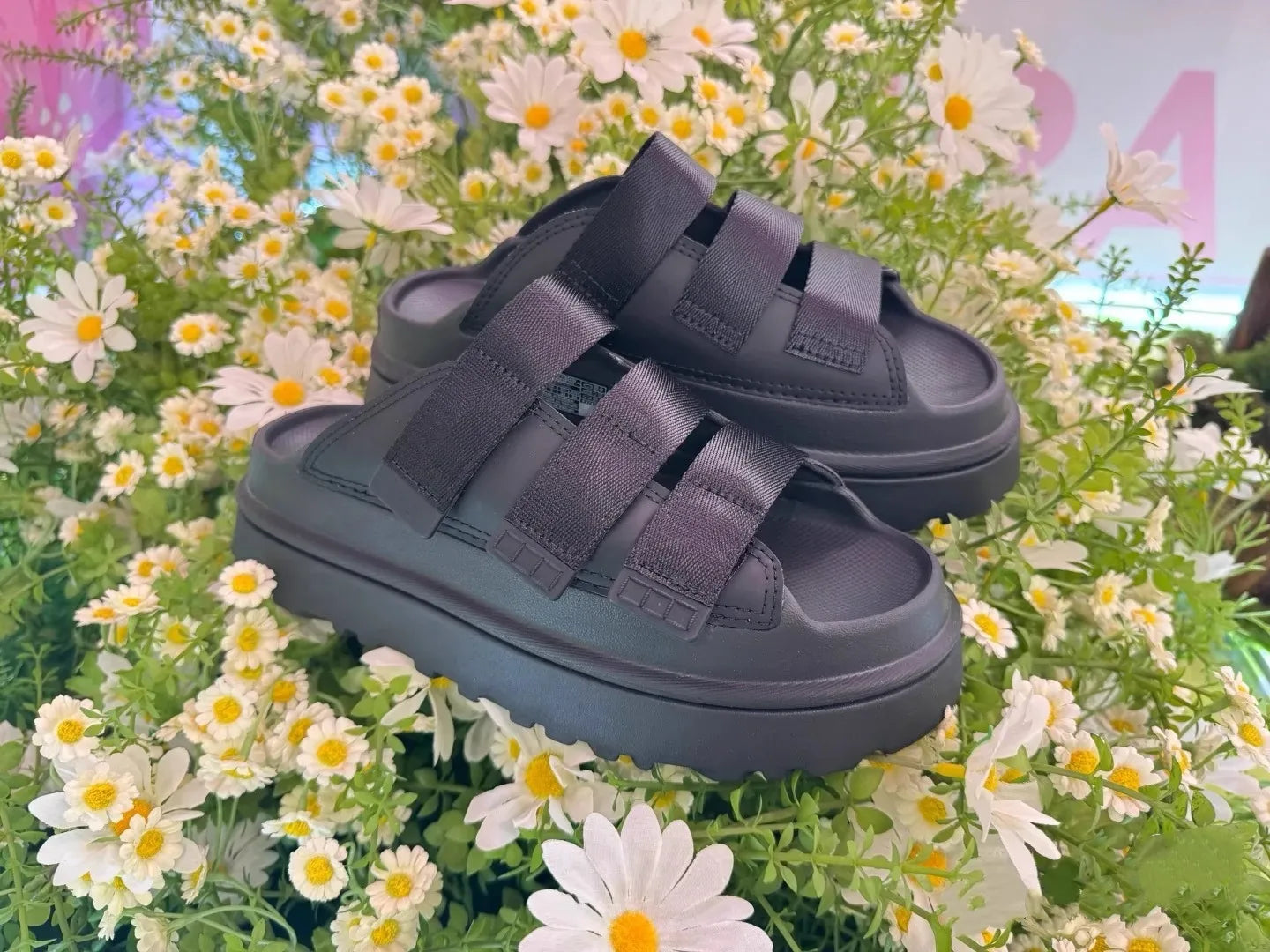 2025 Summer Women's Platform Sandals – Fashionable Slip-On Thick Sole Slide Shoes for Beach, Casual, and Outdoor Wear