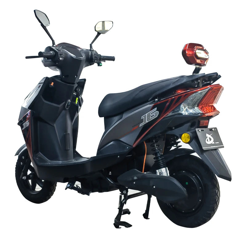 1500W Powerful Electric Scooter for City Commute 65km/h Touring Motorcycles with 72v Voltage