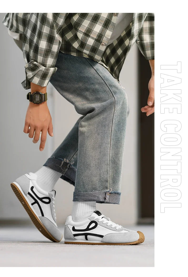 Casual Sneakers 2025 New Men's Breathable Four Seasons Outdoor Soft Sole Comfortable Running Shoes Student Sneakers