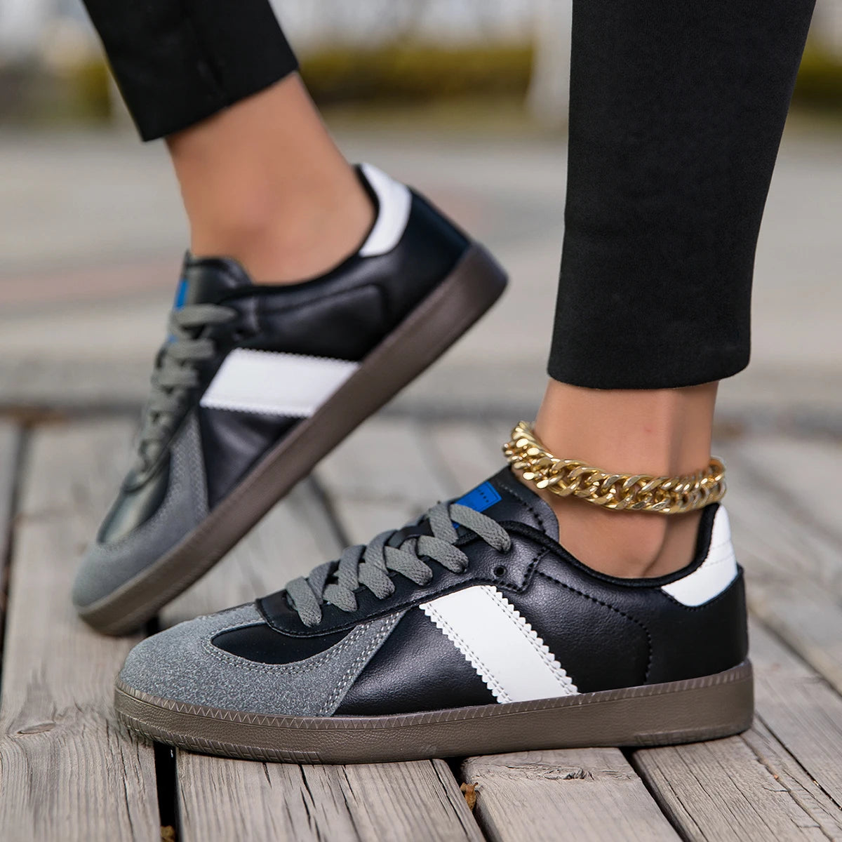 ELUVA Womans Comfortable Sneakers for Men Women White Lightweight Shoes Non Slip Walking Shoes Casual Couple Sneakers Sport