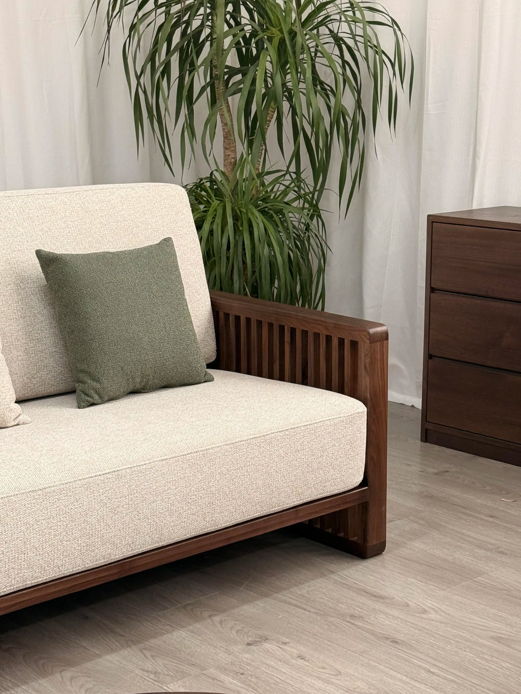 Aesthetic Modern Sofas For Living Room Premium Minimalist Luxury Sofa Elegant Sillones Comprimidos Living Room Furniture