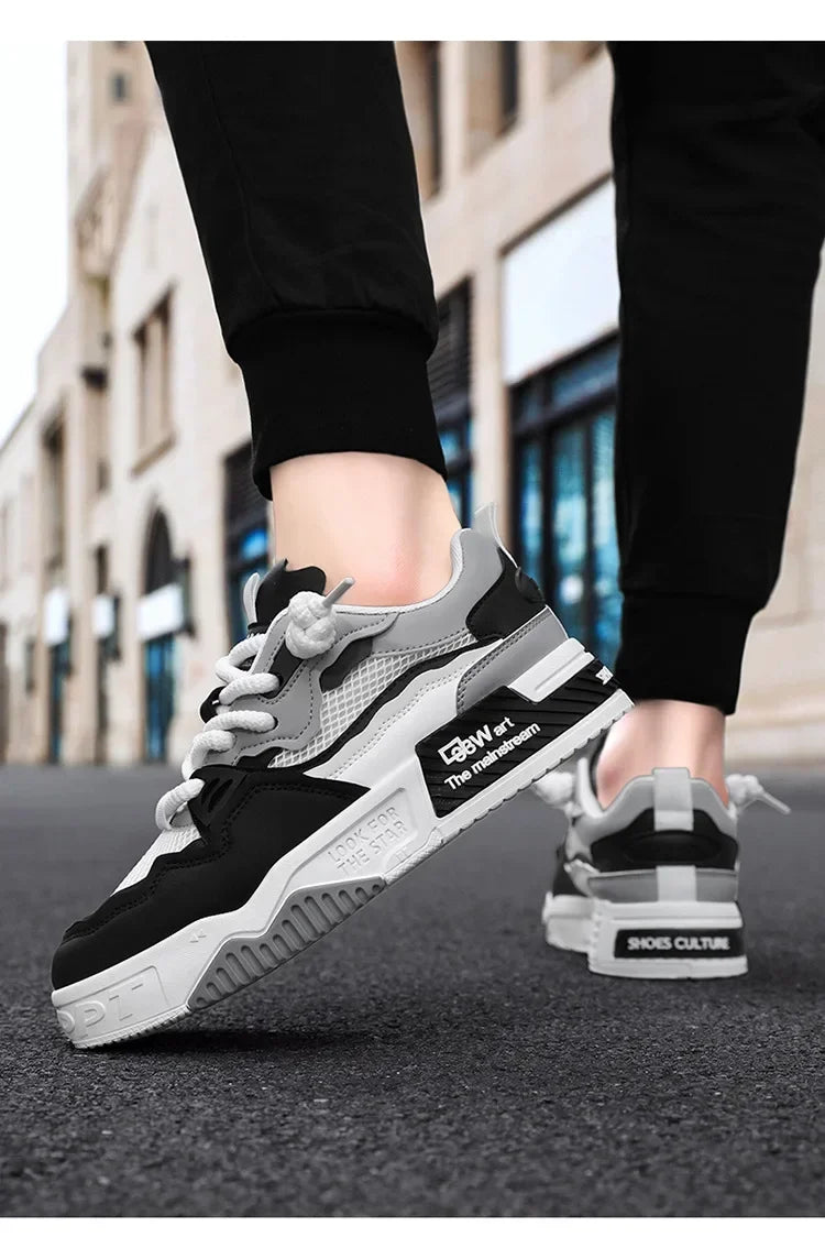 2025 new large-sized men's shoes, all-season fashion and versatile, soft-soled white sneakers and sports shoes