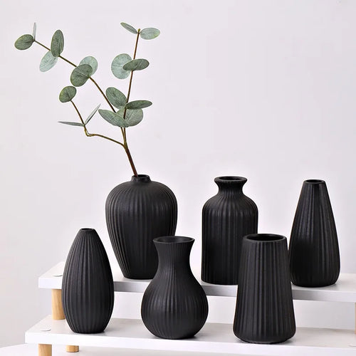 1PC Black Ceramic Vase Flower Ceramic  for Flowers Small Vase for Office and Living Room Home Decoration Ceramic Vase jarrones