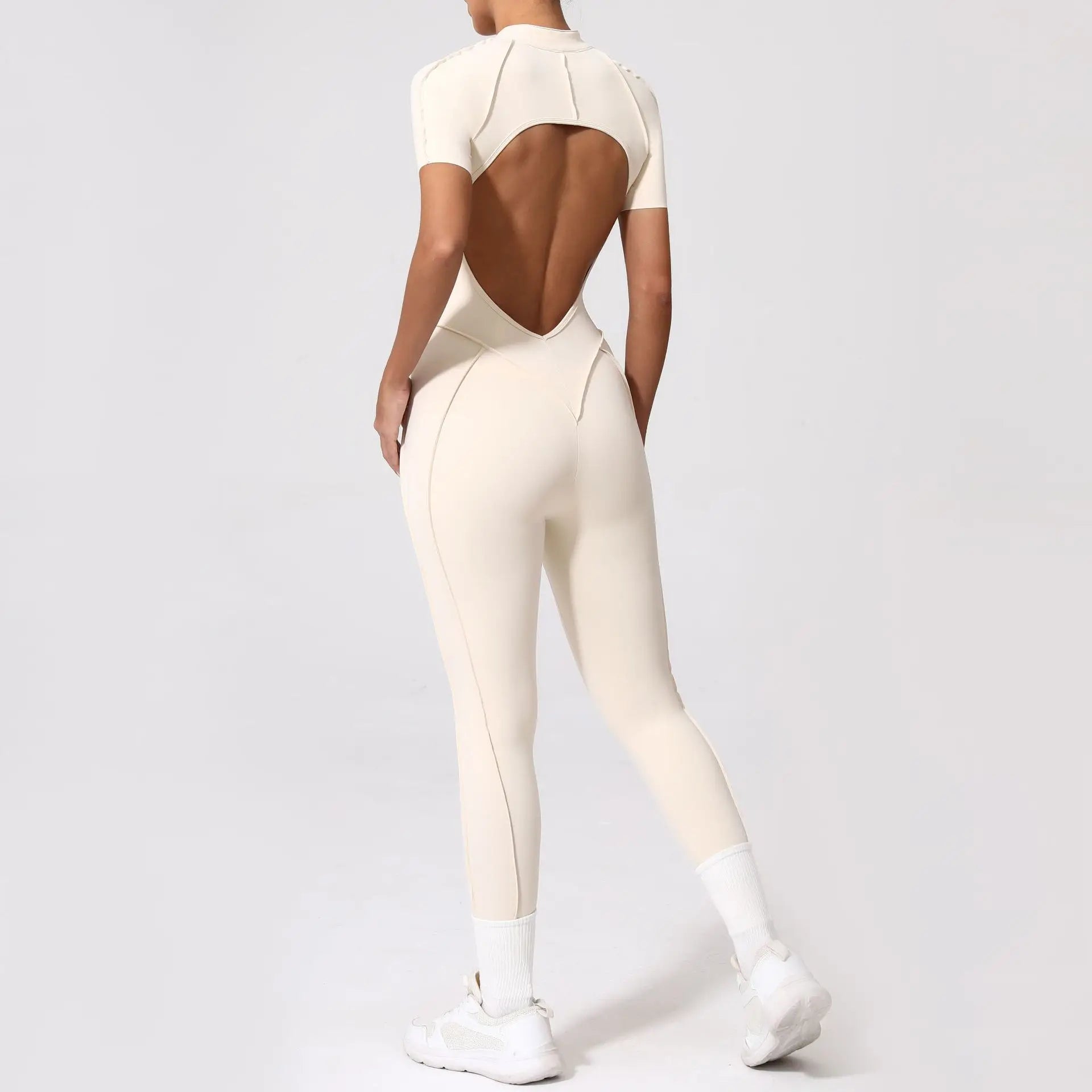 2025 New Style Women Yoga Apparel Workout Suit Gym Clothing Outdoors Sports Suit Short Sleeves Long Pants Suit Fitness Suit Set