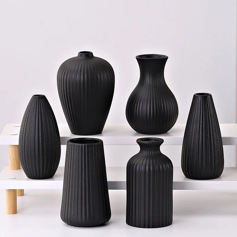 1PC Black Ceramic Vase Flower Ceramic  for Flowers Small Vase for Office and Living Room Home Decoration Ceramic Vase jarrones
