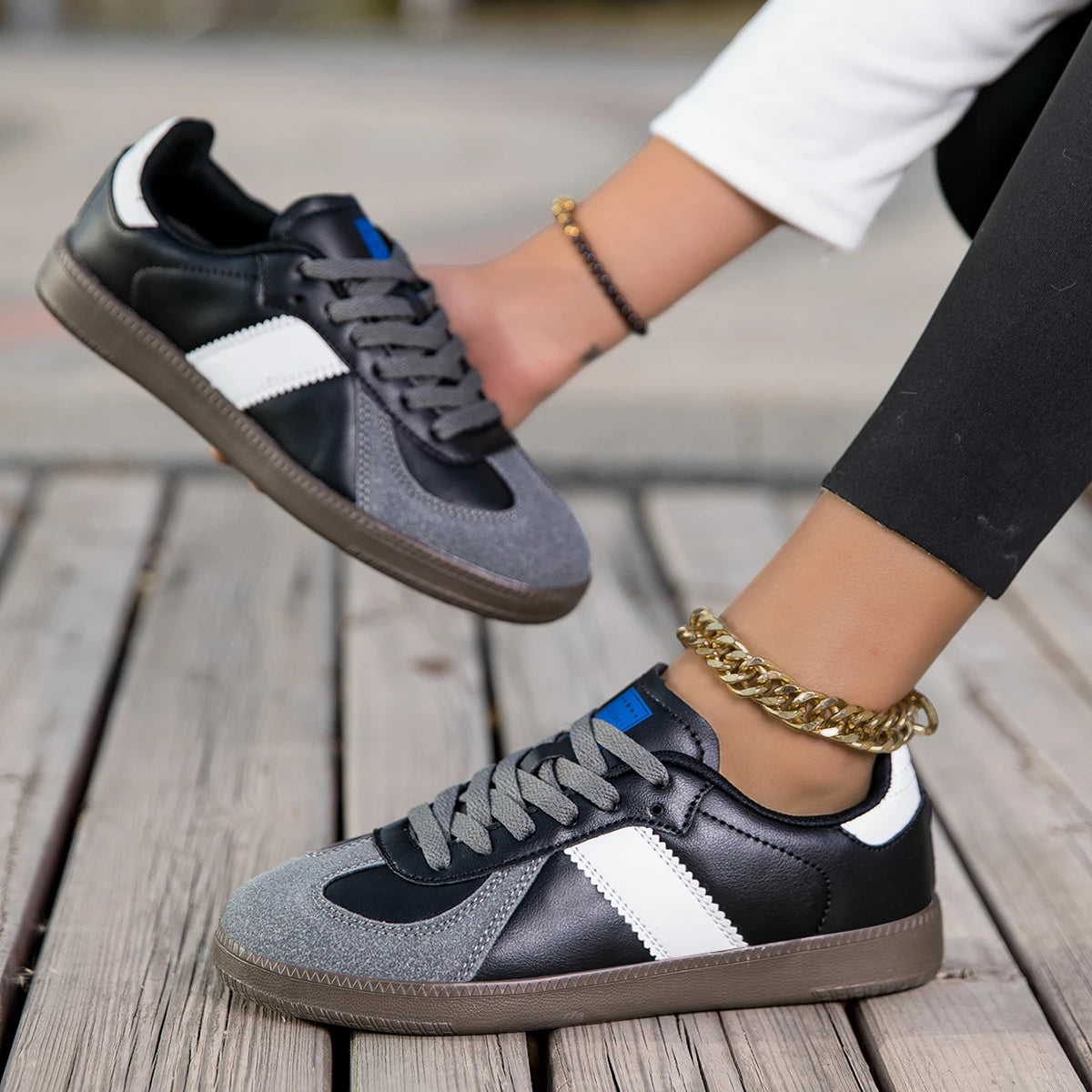 ELUVA Womans Comfortable Sneakers for Men Women White Lightweight Shoes Non Slip Walking Shoes Casual Couple Sneakers Sport