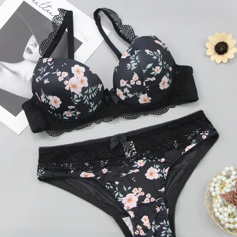 2025 New Sexy Bras Set For Big Boops Low Waist Panties Underwear Bralette Brassiere Cotton Plus Size Female Lingerie