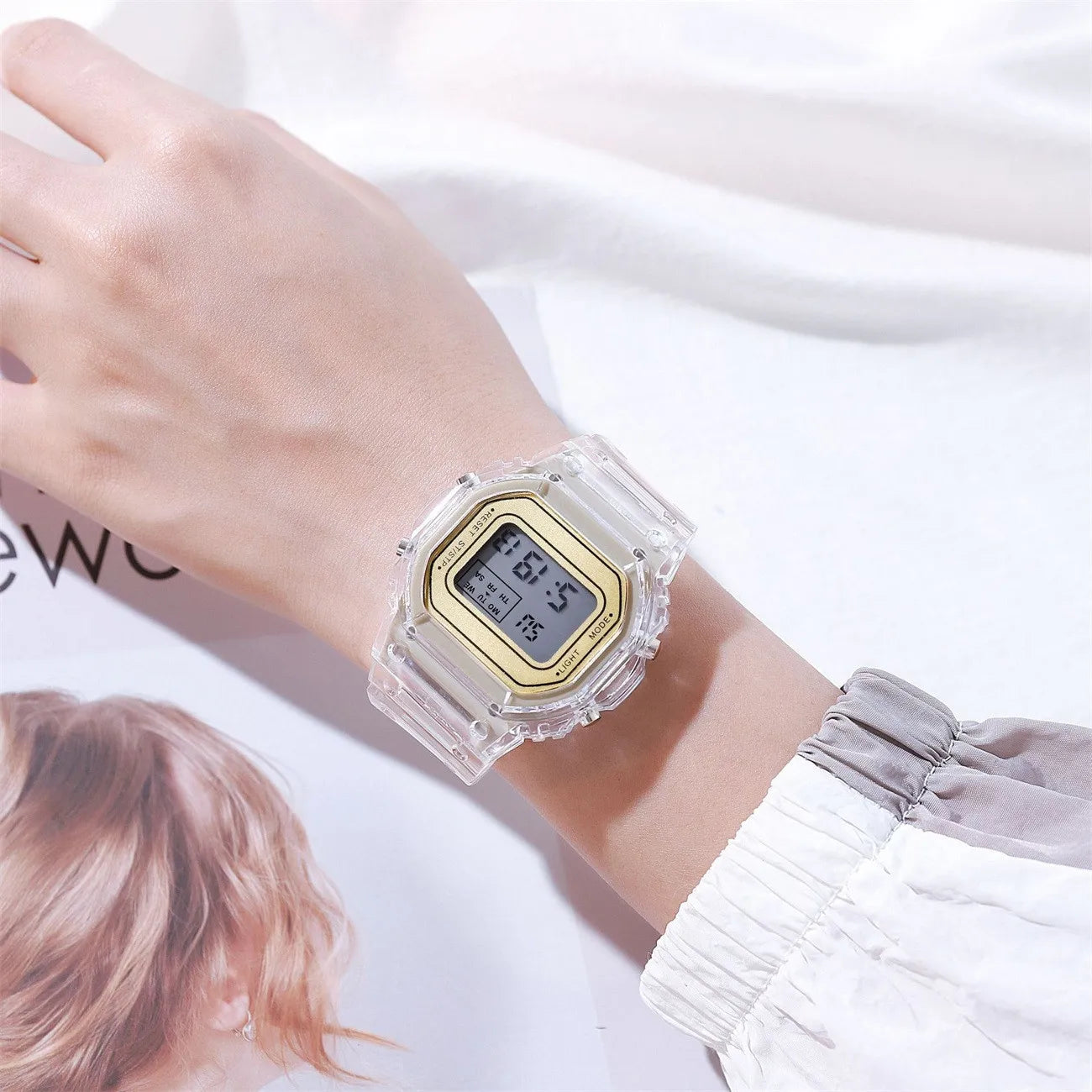 1/5pc Fashion Men Women Watches Transparent Digital Sport Lover'S Gift Children Kid'S Wristwatch Female Clock  Specification