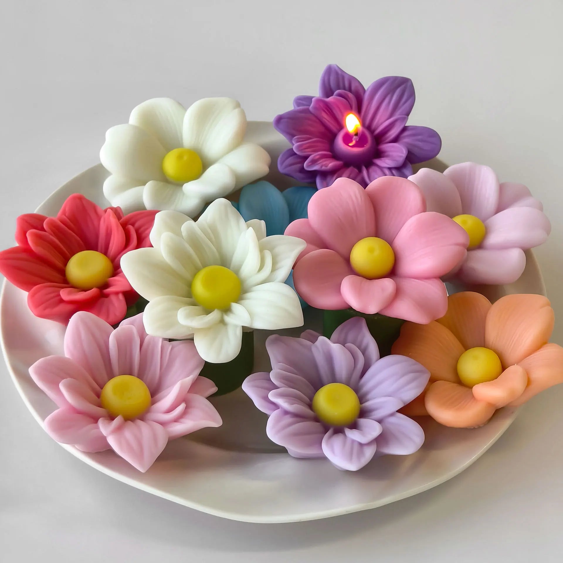 DIY Flowers Aroma Candle Silicone Mold Handmade Candy Chocolate Baking Mould Soap Candle Making Supplies