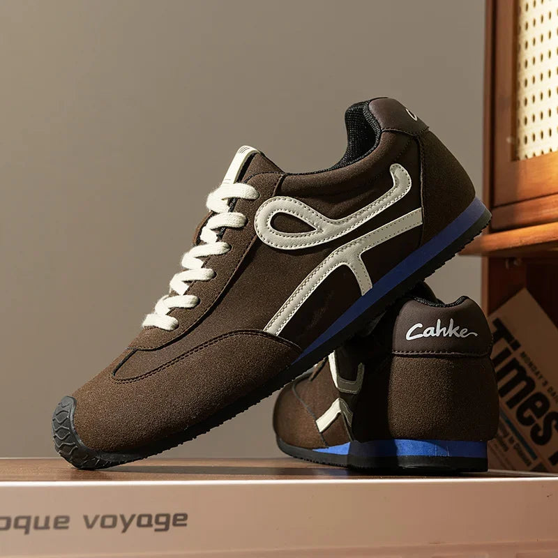 Casual Sneakers 2025 New Men's Breathable Four Seasons Outdoor Soft Sole Comfortable Running Shoes Student Sneakers