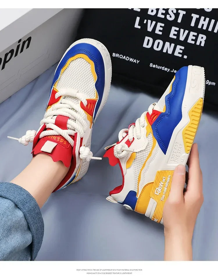 2025 new large-sized men's shoes, all-season fashion and versatile, soft-soled white sneakers and sports shoes