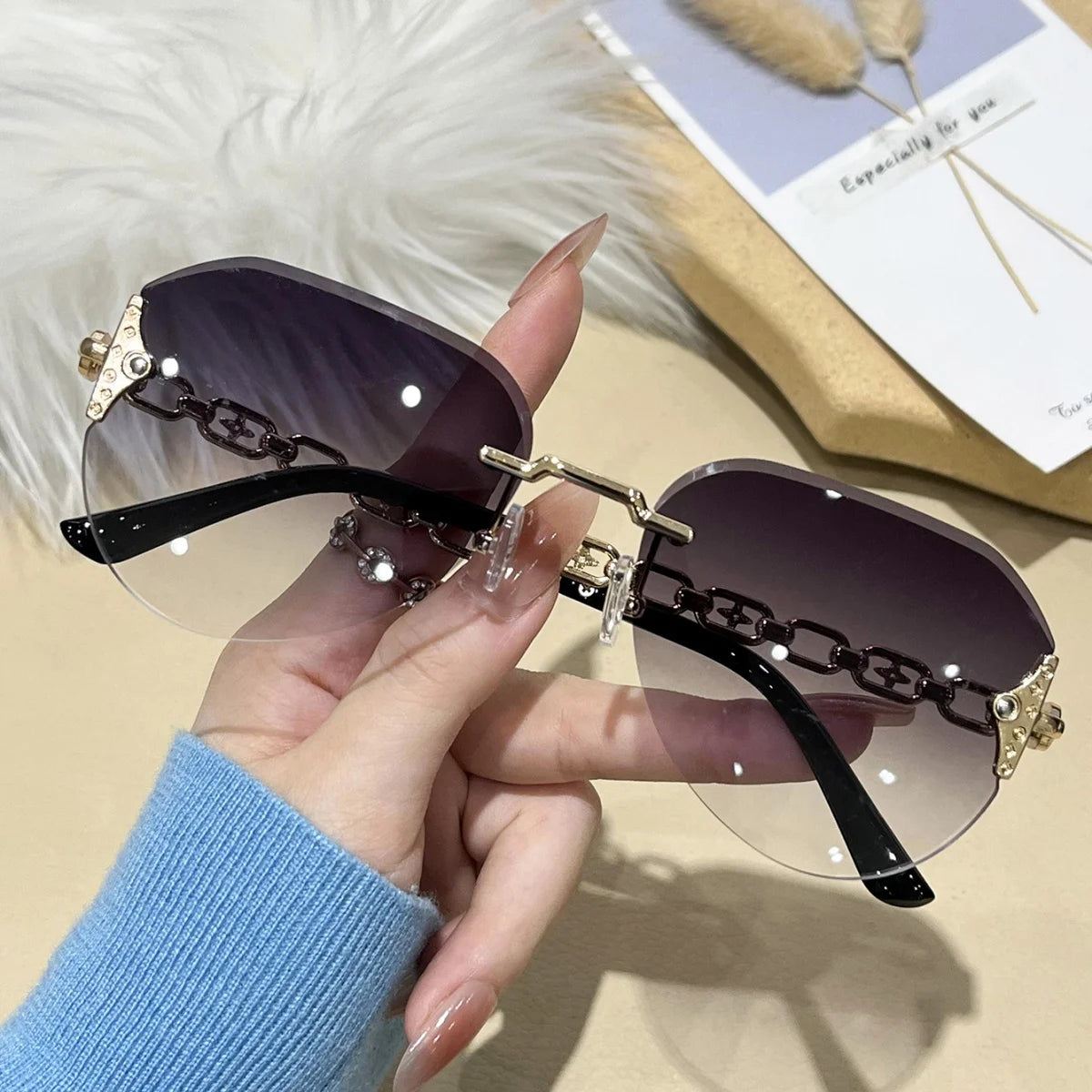 European and American retro fashion unisex sunglasses, trendy and versatile, summer sun shading, sun protection, UV resistant su