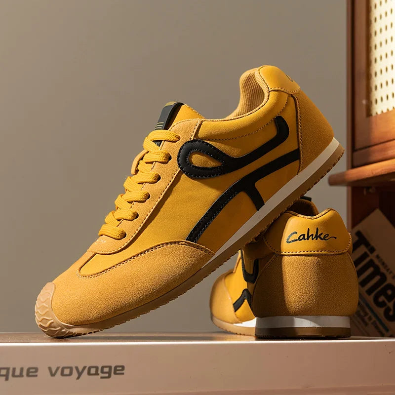 Casual Sneakers 2025 New Men's Breathable Four Seasons Outdoor Soft Sole Comfortable Running Shoes Student Sneakers