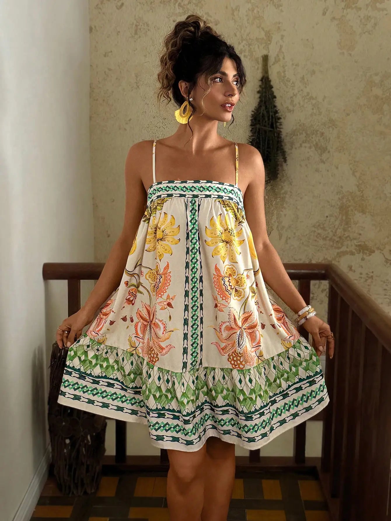 Boho Floral Print Plus Size Sundress with Green Geometric Trim, Summer Vacation Dress