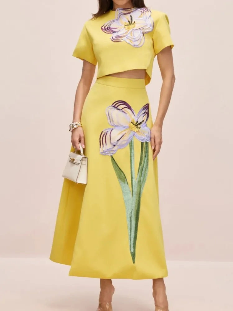 2026 Spring Fashion Women's Floral Printed Dress Sets Short Sleeves Cropped T-shirt & High Waist Pleated Skirt Casual Skirt Set